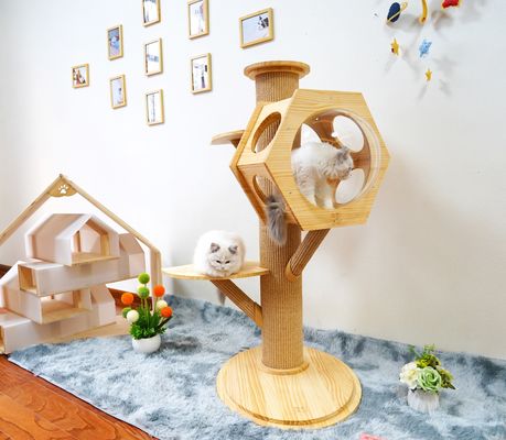 Mewah Hexagon Kayu Pet Bed Cave Cat Climbing Tower Dengan Kapsul Luar Angkasa