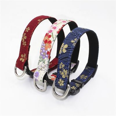 Dicetak Sakura Suede Substrat Puppy Dog Collar Leash Harness Set Dengan Cincin D Gaya Jepang