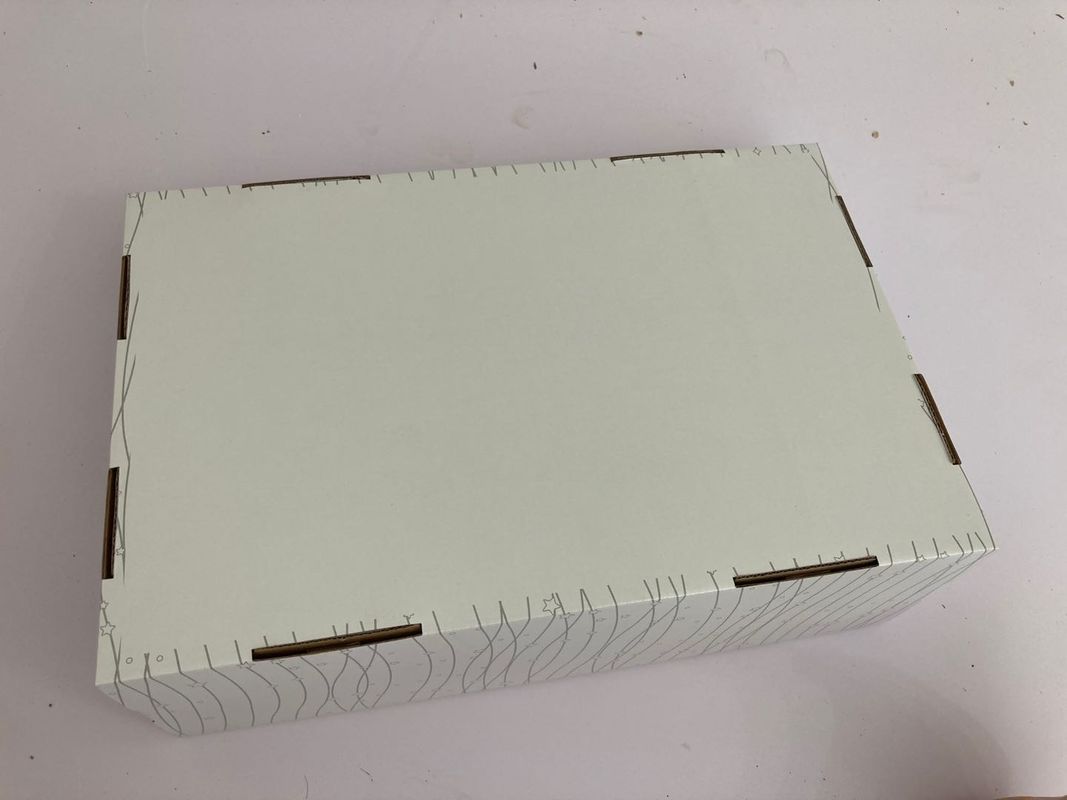 Tempat Tidur Scratcher Karton Kucing Bergelombang yang Dapat Didaur Ulang 700g Untuk Bermain Santai