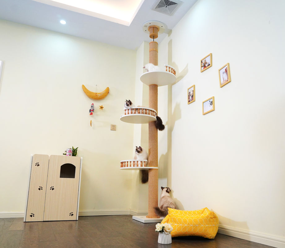 Lantai Pohon Panjat Kucing Kayu Besar Ke Langit-Langit Rumah Bermain 82 * 40 * 87cm