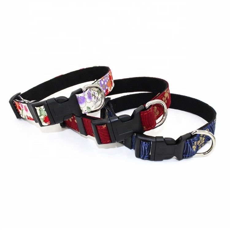 Dicetak Sakura Suede Substrat Puppy Dog Collar Leash Harness Set Dengan Cincin D Gaya Jepang