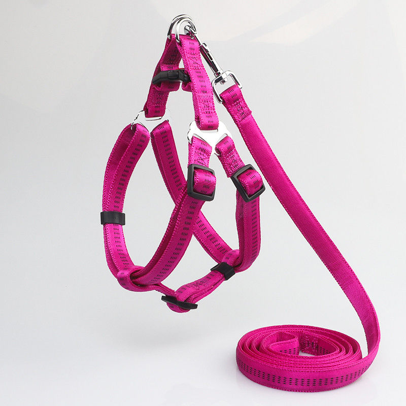 Tidak Ada Tarik Penyerap Non Slip Nylon Anjing Reflektif Adjustable Harness Leash Collar Set