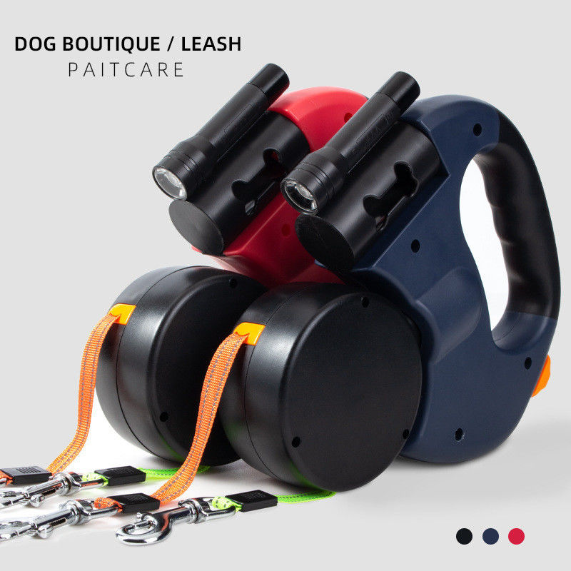 Tali Anjing Reflektif Ganda yang Dapat Ditarik Sabuk Elastis Tugas Berat dengan Tas Kotoran Senter LED