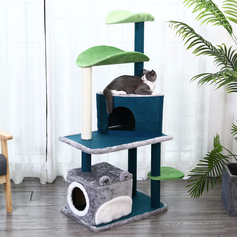 Safety Deluxe Cat Climbing Frame Tree Multi Level Dengan Gua Scratching Posts ukuran M 61*41*132cm