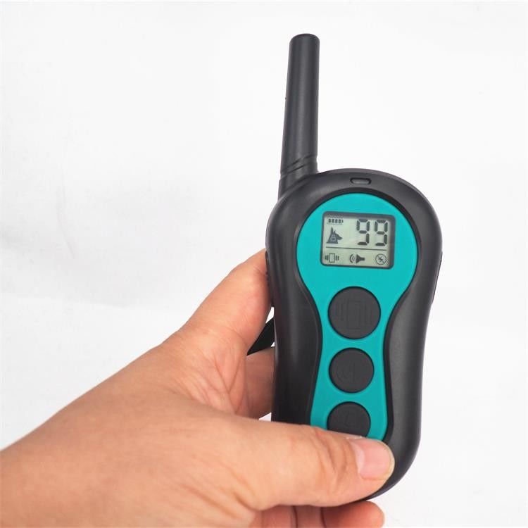 Produk Pelatihan Hewan Peliharaan Isi Ulang Tahan Air Remote Control Electric Shock Collar Untuk Anjing